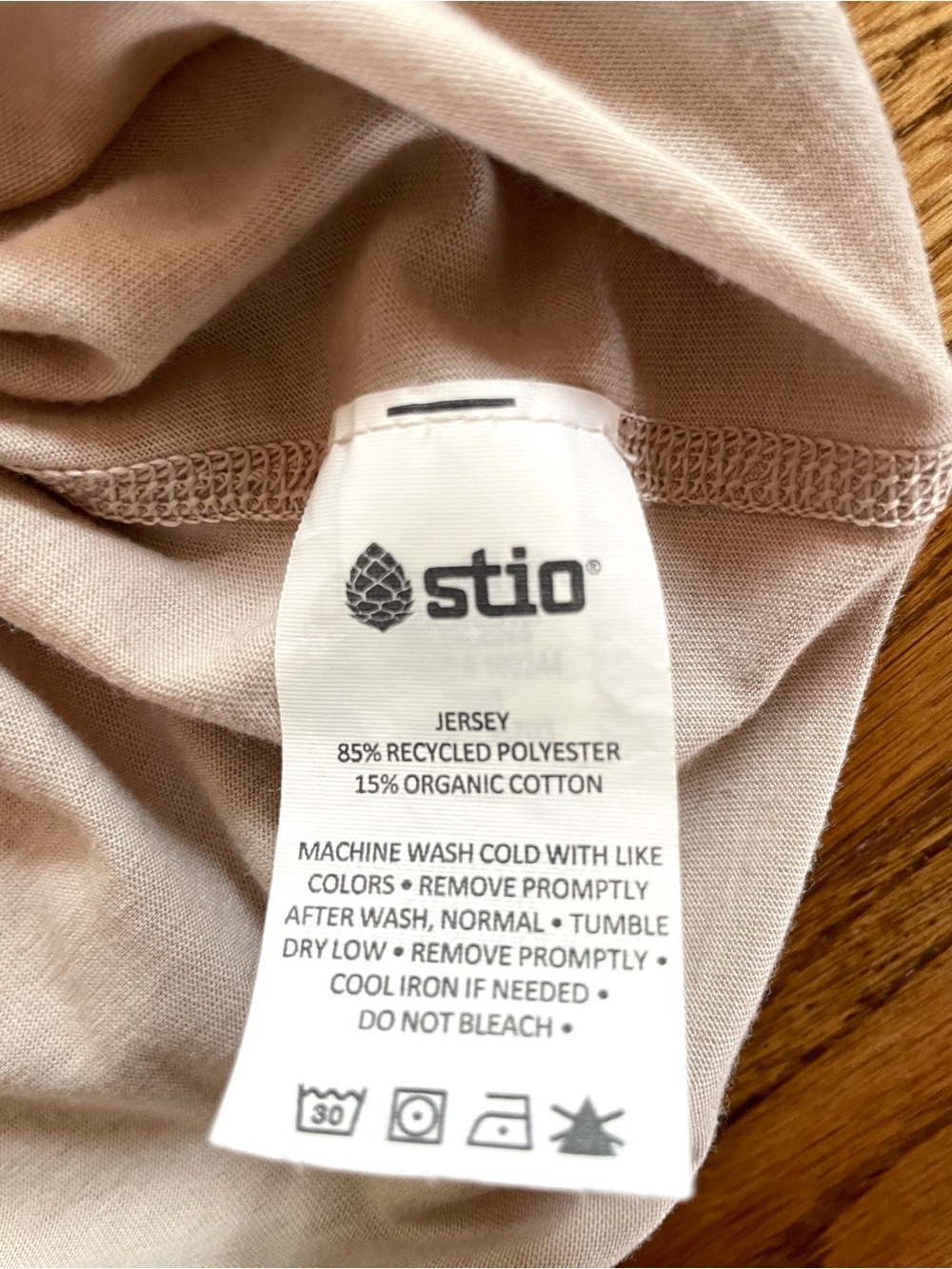 Stio Divide Scoop Neck Tee Womens Size Medium Short Sleeve Neutral Beige - Picture 7 of 7